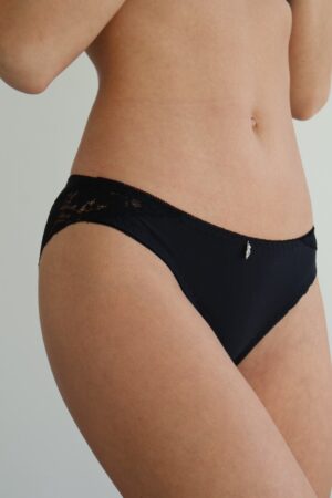 תחתון מיקרו סטן שילוב תחרה  (מידות גדולות)-5 צבעים