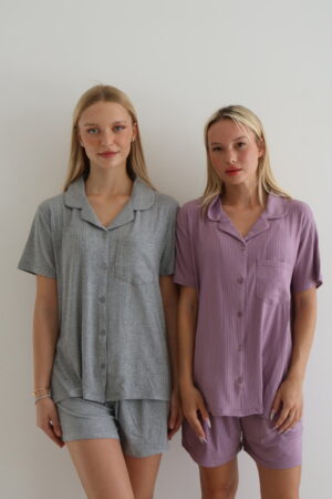 מכופתרת ויסקוזה קצרה