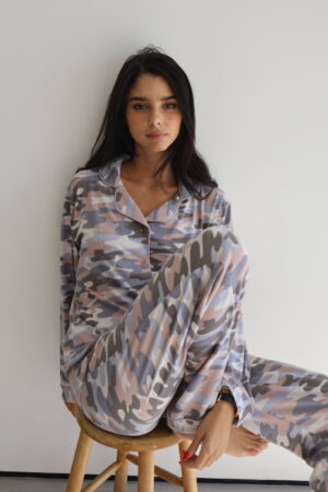 סט מכופתרת Nadia