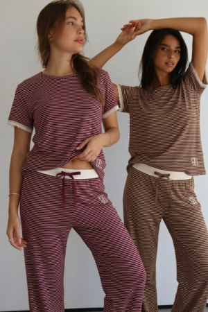 חליפת stripes